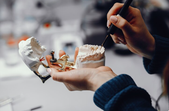 artifical teeth